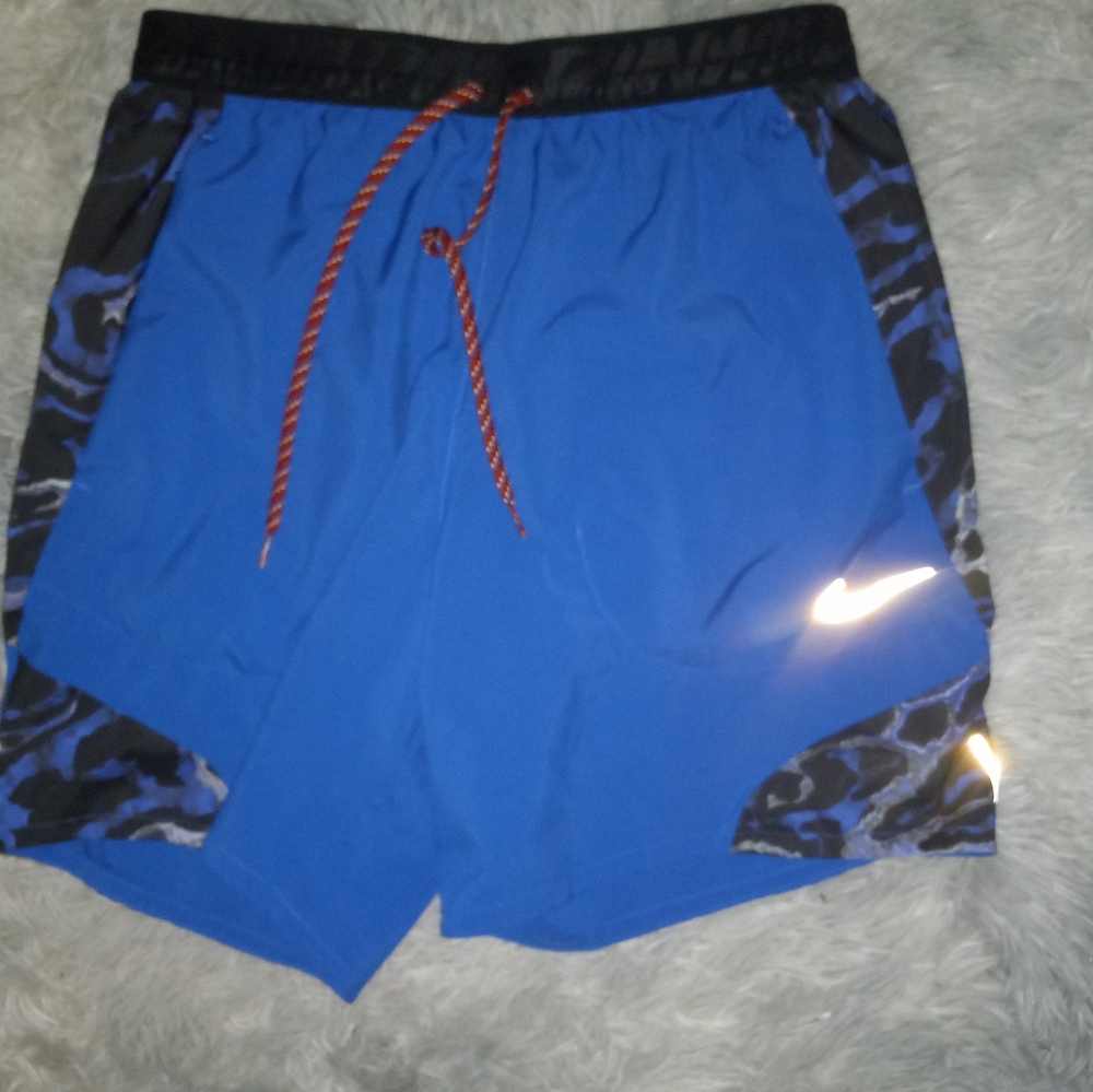 Nike Wild Run Men's Shorts S